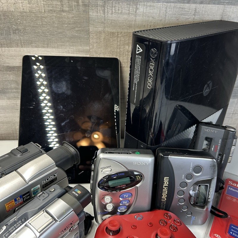 Sony Apple Bundle Lot of Cameras Xbox Walkman iPad Electronics UNTESTED gallery